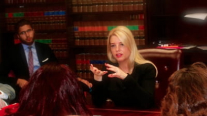 Departamentul de Justiție din SUA șterge un studiu care arată că teroriștii interni sunt cel mai adesea de extremă dreapta