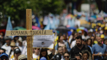 Revoltă în Educație: Profesorii protestează la locul de muncă și amenință cu acțiuni masive