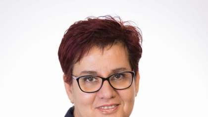  Purtătorul de cuvânt al Guvernului acuzat că nu folosește mașina de serviciu, ca să nu răspundă pentru eventuale cheltuieli