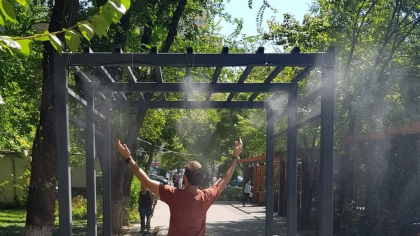 Drepturile lucrătorilor pe vreme caniculară. Legea este obligatorie pentru toți angajatorii