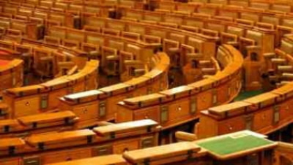 Analiză: Cum poate guvernul să își crească veniturile fiscale minimizând riscurile la adresa economiei