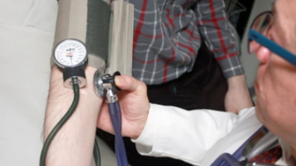 Facilitate pentru persoanele fără venituri. Pot fi asigurate medical, fără plată, pe zece ani, anunță președintele CNAS