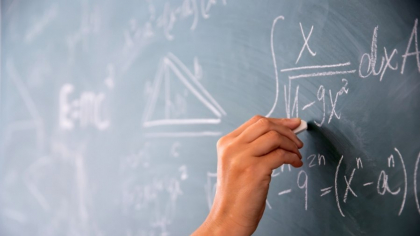 România în criză de profesori: „Titularizarea este ingredientul otrăvitor”. Ce schimbare ar putea aduce reforma lui Daniel David