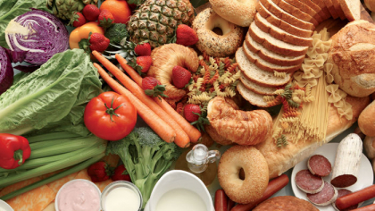 „A trebuit să păstrăm salariile, altfel ne plecau oamenii“. Salariile din industria alimentară, una dintre codaşele economiei la capitolul câştiguri, au ajuns la maxim istoric sub umbrela facilităţilor fiscale. Ce se întâmplă fără ele?