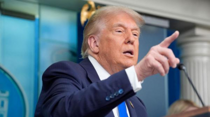 Donald Trump a semnat scrisori pentru 12 țări privind tarifele vamale