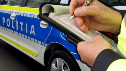 Guvernul Bolojan pregăteşte măsuri dure pentru şoferi. Permisul se suspendă automat la neplata amenzilor, o maşină se va putea radia doar după plata integrală a datoriilor la stat