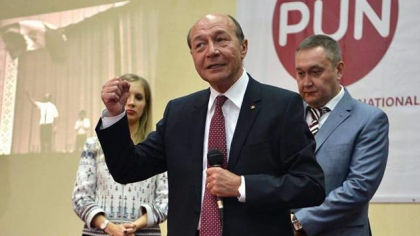 Băsescu, mesaje cu tâlc pentru politicieni