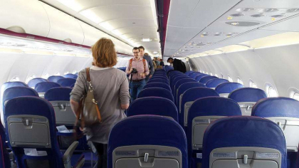 Zboruri mai ieftine, cerere mai slabă: Europa reduce călătoriile spre SUA, iar tarifele aeriene ating minimele de dinainte de pandemie
