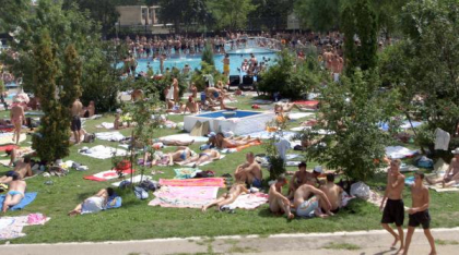 Cod galben de caniculă, temperaturile urcă până la 37 de grade Celsius. Județele vizate de avertizarea meteorologilor