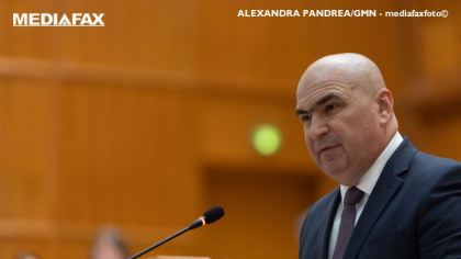 Cel mai mare program de securitate şi înarmare din istoria României: Comisia Europeană ne alocă aproape 17 miliarde de euro pentru investiţii în industria militară. Guvernul anunţă că vrea să folosească o parte din bani pentru autostrăzile A7 şi A8