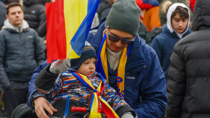 Doi din trei români s-au temut pentru România