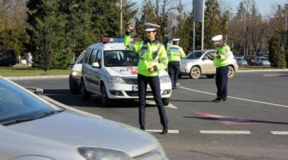 Amenzi și permise reținute pe Calea Victoriei din capitală, după limitarea vitezei