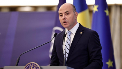 Vicepreşedintele PNL Alexandru Muraru avertizează că agresarea livratorului din Bangladesh e „consecința urii promovate de AUR”. „Unii îi culeg «roadele» cu pumnii în lumea reală”