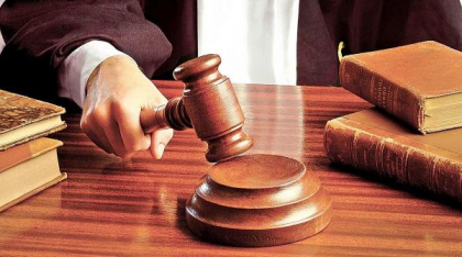 Tentativă de omor calificat în Sibiu! Un bărbat este acuzat că a lovit intenționat cu mașina două persoane