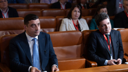 Prima dezbatere prezidențială dintre George Simion și Nicușor Dan, organizată la UPB. Cei doi candidați la președinție, față în față