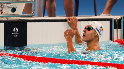 David Popovici, medalie de aur la Europenele pentru tineret. Românul a dominat cursa de 200 metri