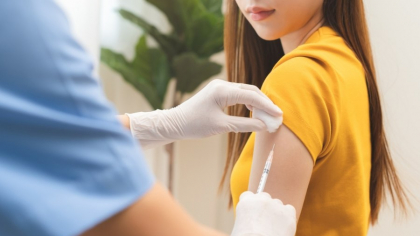 Românii nu vor să se vaccineze antigripal! Motivele pentru care preferă remediile naturiste: „Prefer să iau miere, lămâie și să beau ceai!"