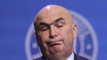 Reacția lui Bolojan, după ce a fost întrebat dacă este dispus să renunțe la o parte din salariu