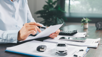 Anunț pentru cei care cumpără mașini second-hand. Acte necesare introducerii în circulație. Lipsa lor duce la refuzul înmatriculării