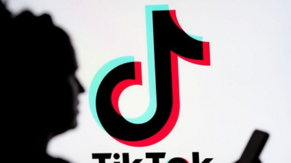 TikTok a eliminat zeci de mii de conturi false care făceau propagandă politică și milioane de aprecieri pentru conținut politic