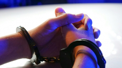 Tânăr din Franța, adept al mișcării „incel”, arestat cu suspiciunea de plănuire unor atacuri violente asupra femeilor