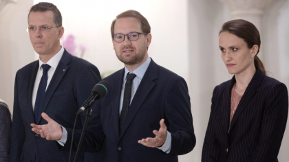 The USR has decided to postpone its vote on joining the government