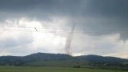 Momentul în care se formează o tornadă în Tulcea. Mesaj RO-Alert de vreme extremă. VIDEO