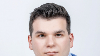 Bursă. Acţiunile Hidroelectrica stagnează la două săptămâni după ce compania a raportat un profit mai mic cu 40% într-un an. Ce arată acest lucru pentru al doilea semestru? Raportat la evaluarea de acum, acţiunile Hidroelectricase tranzacţionează la un raport între capitalizare şi profitul net de 18 ori, faţă de 12 ori la precedentele raportări