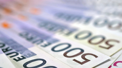 De ce nu ajută fondurile UE ajustarea deficitului bugetar care poate fi în stare să îngenuncheze economia?