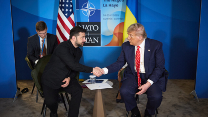 Zelenski și Trump ar putea bate palma pe o „mega-afacere” cu drone testate în război
