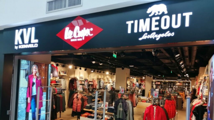 Compania care operează Kenvelo, Lee Cooper şi Timeout a intrat în insolvență. Ce se va întâmpla cu magazinele