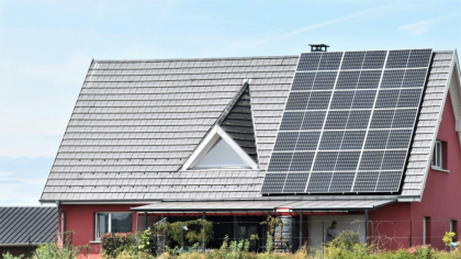 Producția de energie solară este la un nivel record și nu există pericol de blackout, spune Ministrul Energiei