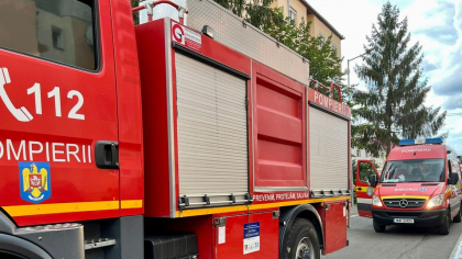 Accident cu cinci persoane implicate pe DN 7, la ieşire din Boiţa: Traficul, blocat. Coloane de autovehicule în ambele direcții