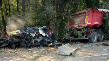 Accident mortal pe Centura Capitalei. Un autoturism s-a ciocnit cu un autocamion