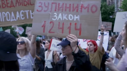 Primele proteste de amploare la Kiev după invazia din 2022. Ucrainenii sunt nemulțumiți că Zelenski slăbește lupta împotriva corupției
