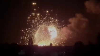 Rusia a atacat un port aflat la granița cu România: explozii uriașe au fost văzute din Tulcea I VIDEO