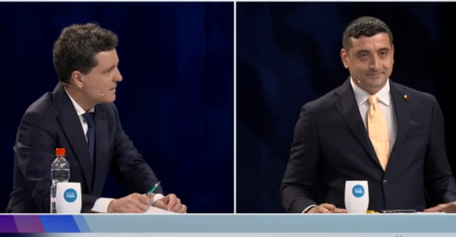 George Simion și Nicușor Dan, contre pe relația cu SUA. Dan: “Nu-l cunosc foarte bine pe Trump, însă cred că e un lucru care nu apreciază: slugărnicia. Cred că nu apreciază lideri UE care au dat fuguța, fuguța la Washington să ia o șapcă cu Donald Trump”