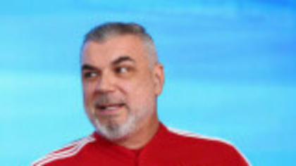 Gestul nemaiîntâlnit al lui Olăroiu: suma cu care a premiat fiecare fotbalist, la plecarea de la Sharjah