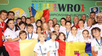 Elevii români au obținut două medalii de argint și premii speciale la World Robot Olympiad - European Championship