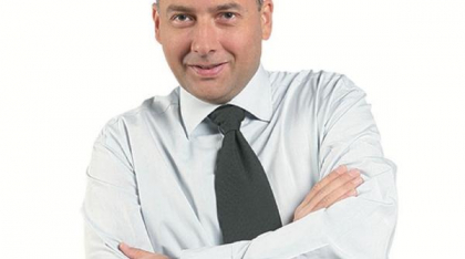 Analişti noi, care vântură marote vechi