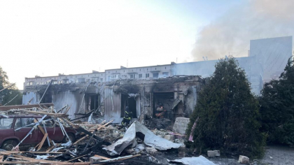 Rusia lovește din nou: Centru comercial bombardat în Dobropillia, bilanț tragic