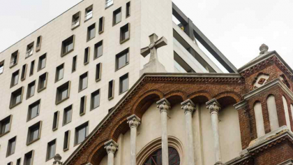 Bujduveanu, întrebat dacă dărâmă Cathedral Plaza: Se dă jos!