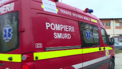 Accident grav în Suceava, un autoturism și un microbuz s-au ciocnit violent. A fost activat Planul Roşu de Intervenţie, primele imagini de la fața locului