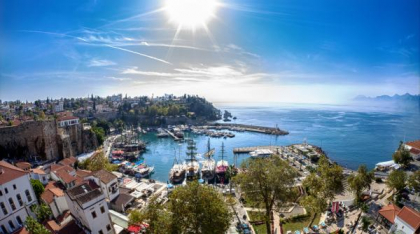Dacă ai rezervat vacanța în Turcia, verifică dacă mai ai cazare. Autoritățile din Ankara au luat o decizie pentru 4.000 de hoteluri