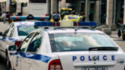 Atac armat într-o cafenea din Atena. Două persoane au fost rănite, printre care un ofițer de poliție
