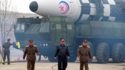 Dictatorul nord-coreean Kim Jong-un anunţă o „armă secretă” şi rupe orice punte cu Seulul