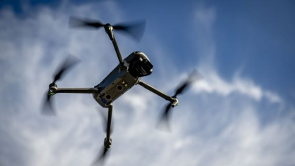 Trei tineri, acuzați că voiau să omoare politicieni cu explozibili transportați cu drone, în Belgia