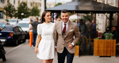 Valentin Luca și Roxana s-au căsătorit religios. Imagini de la nunta fostului finalist „Românii au talent”. „A fost cea mai frumoasă zi din viața noastră”