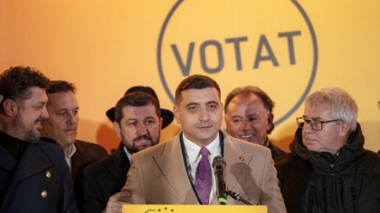 „Afară cu piromanii din Guvern!”. Opoziția va depune moțiune de cenzură după asumarea măsurilor de austeritate ale guvernului Bolojan