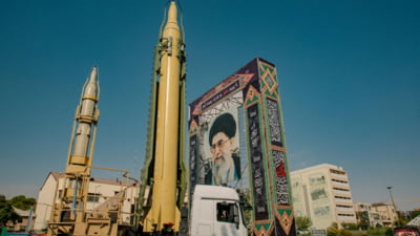 Iranul și dilema răzbunării: opțiuni limitate, riscuri imense. Analiză din presa britanică